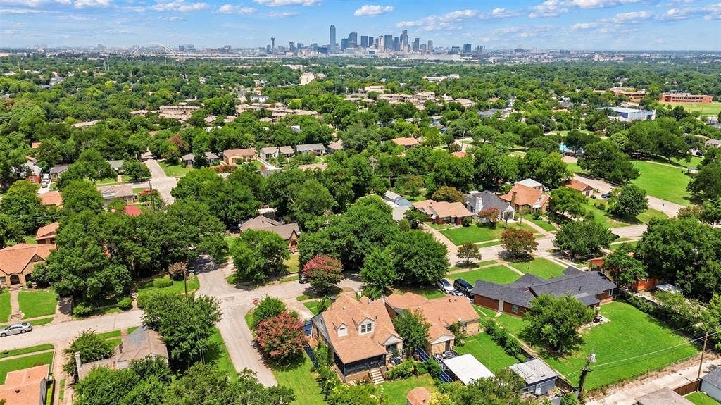 1902 Norfolk Avenue, Dallas, TX 75203 1902 Norfolk Avenue, Dallas, TX 75203