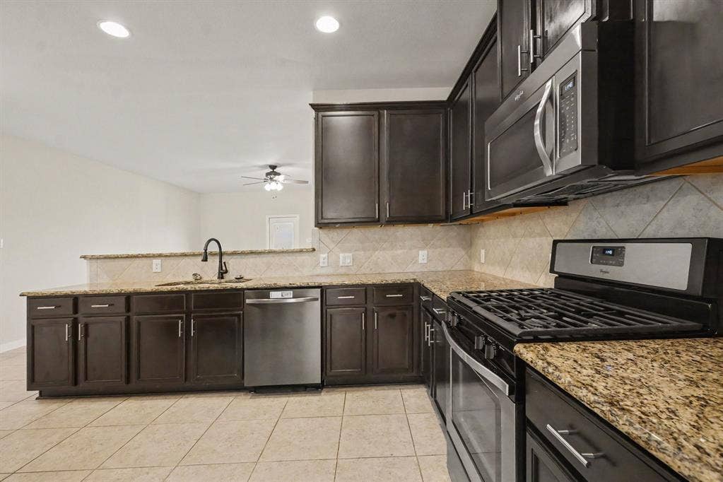 405 Winchester Drive, Celina, TX 75009 405 Winchester Drive, Celina, TX 75009