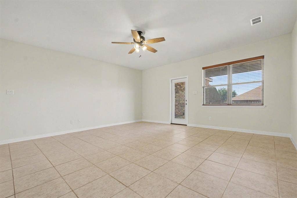405 Winchester Drive, Celina, TX 75009 405 Winchester Drive, Celina, TX 75009