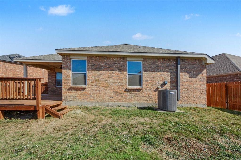 405 Winchester Drive, Celina, TX 75009 405 Winchester Drive, Celina, TX 75009