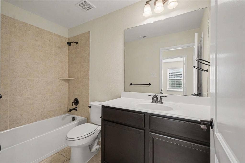 405 Winchester Drive, Celina, TX 75009 405 Winchester Drive, Celina, TX 75009