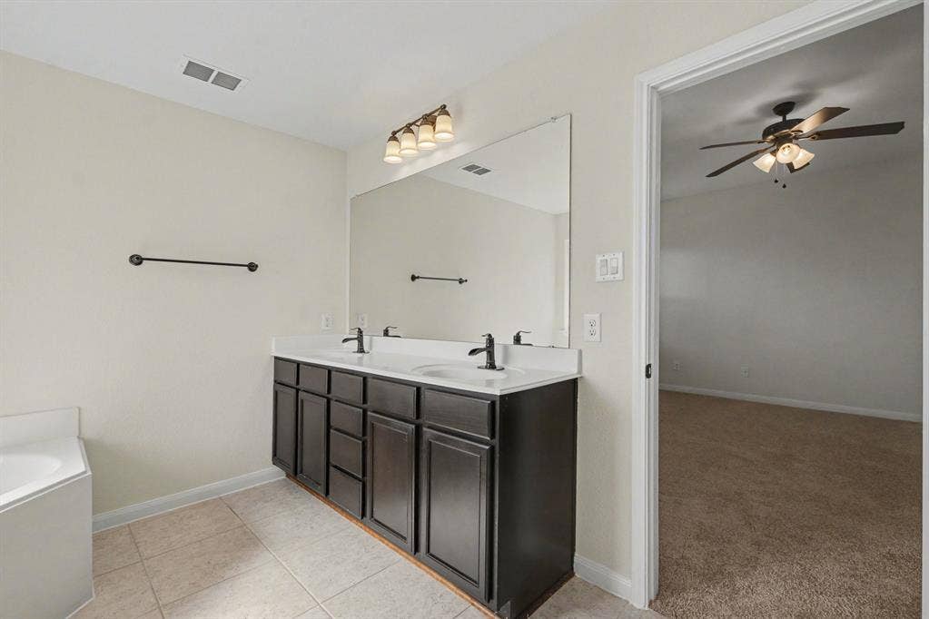 405 Winchester Drive, Celina, TX 75009 405 Winchester Drive, Celina, TX 75009
