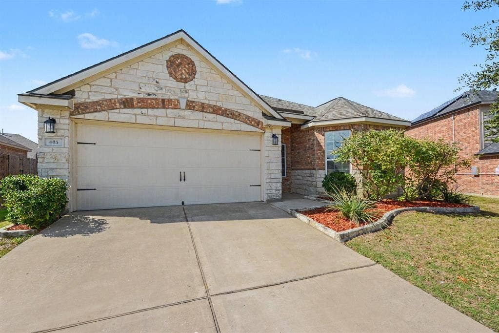405 Winchester Drive, Celina, TX 75009 405 Winchester Drive, Celina, TX 75009