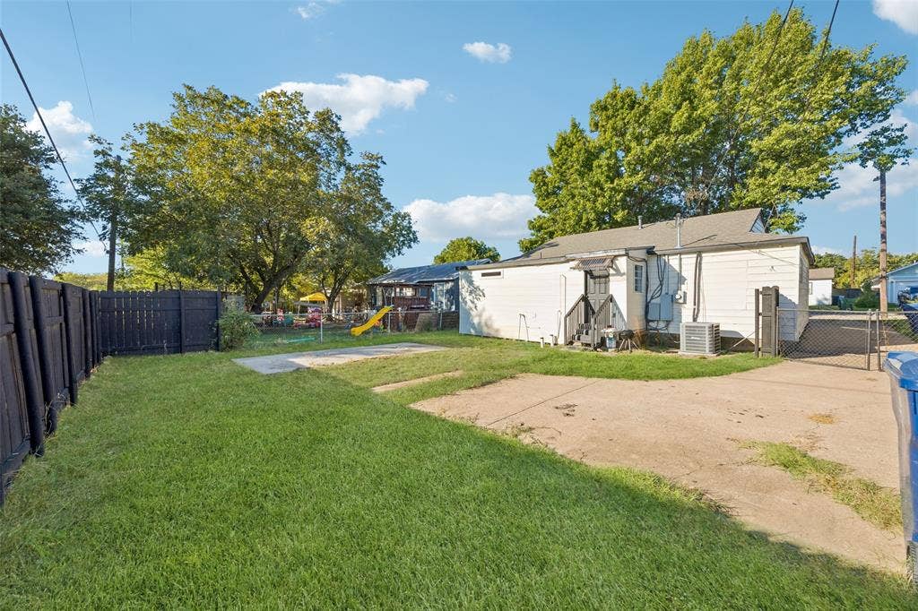 604 Ford Street, Garland, TX 75040 604 Ford Street, Garland, TX 75040