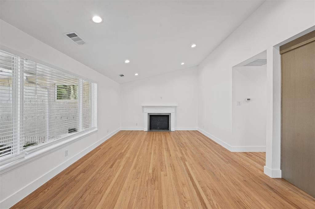 6524 Ravendale Lane, Dallas, TX 75214 6524 Ravendale Lane, Dallas, TX 75214