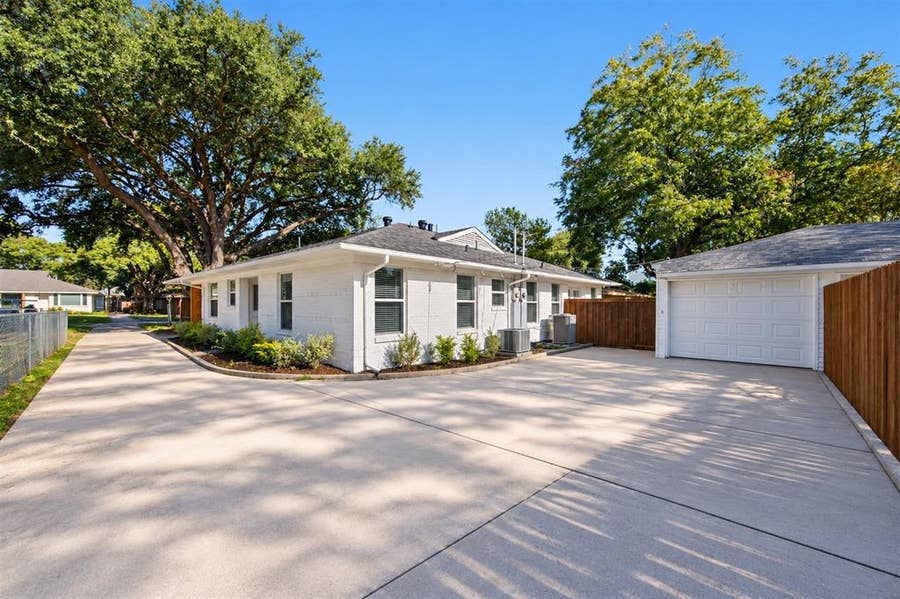 Property photo for 6524 Ravendale Lane, Dallas, TX