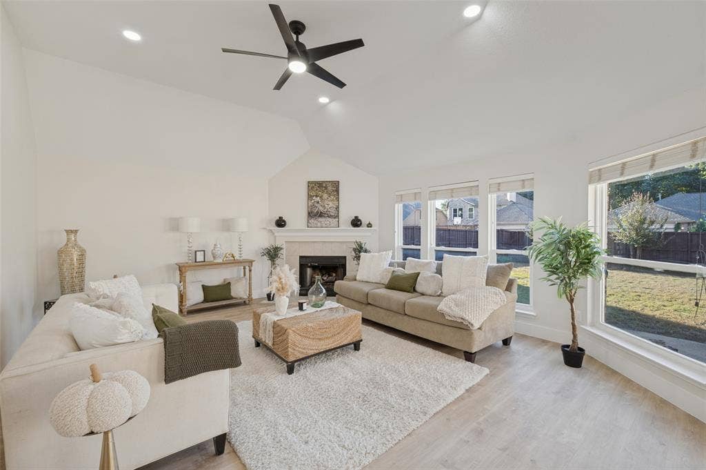8217 Presidio Drive, Frisco, TX 75033 8217 Presidio Drive, Frisco, TX 75033