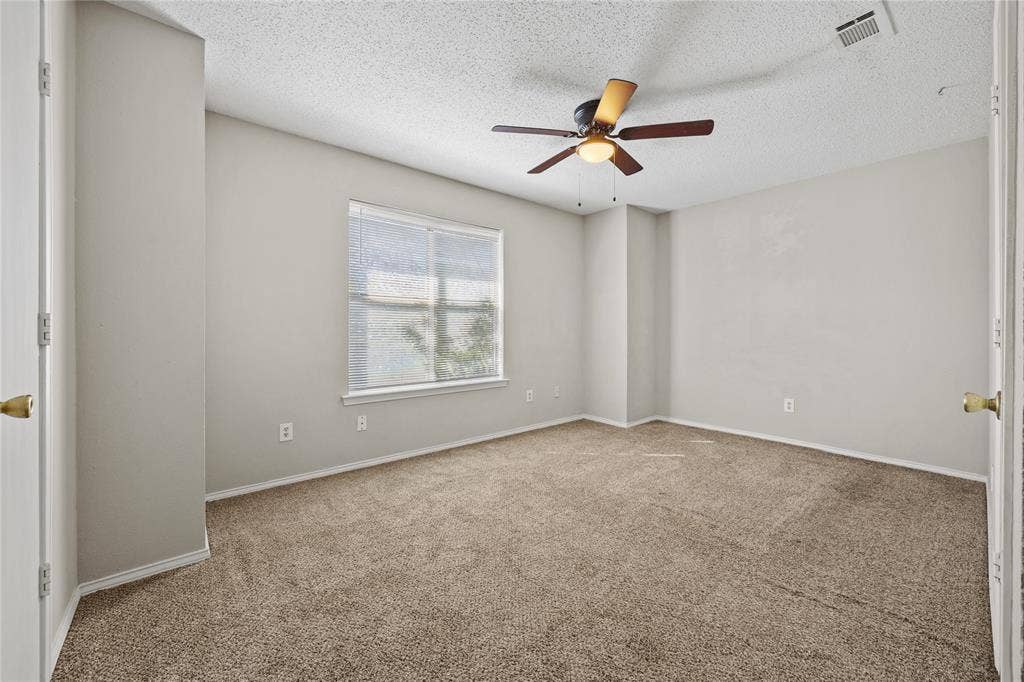 808 Red Bud Drive, DeSoto, TX 75115 808 Red Bud Drive, DeSoto, TX 75115