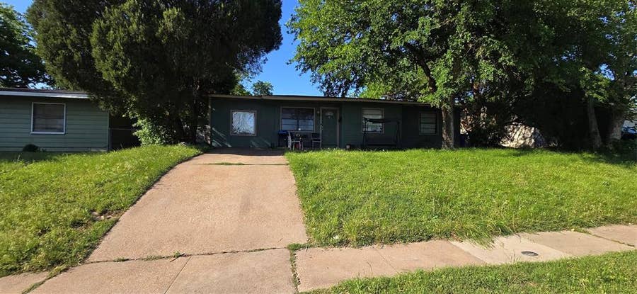 Property photo for 11809 Oberlin Drive, Dallas, TX