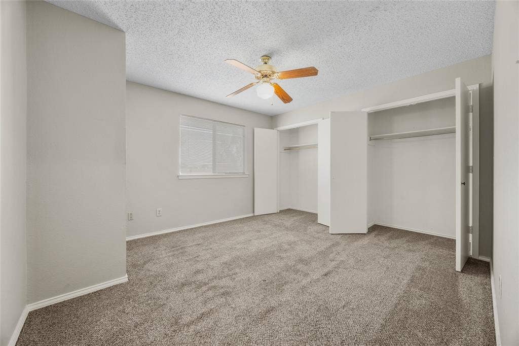 810 Red Bud Drive, DeSoto, TX 75115 810 Red Bud Drive, DeSoto, TX 75115