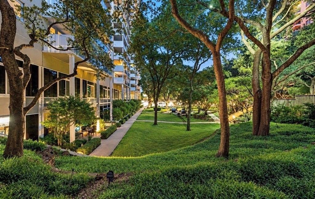 3883 Turtle Creek Boulevard, #1712, Dallas, TX 75219 3883 Turtle Creek Boulevard, #1712, Dallas, TX 75219