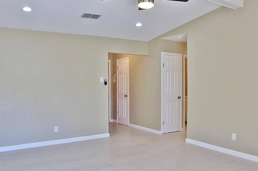 302 Linkwood Drive, Duncanville, TX 75137 302 Linkwood Drive, Duncanville, TX 75137
