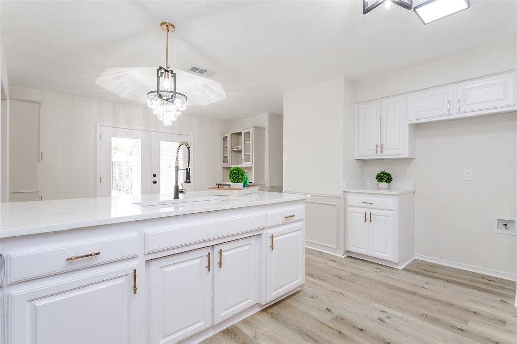 818 Pebblebrook Drive, Allen, TX 75002 818 Pebblebrook Drive, Allen, TX 75002