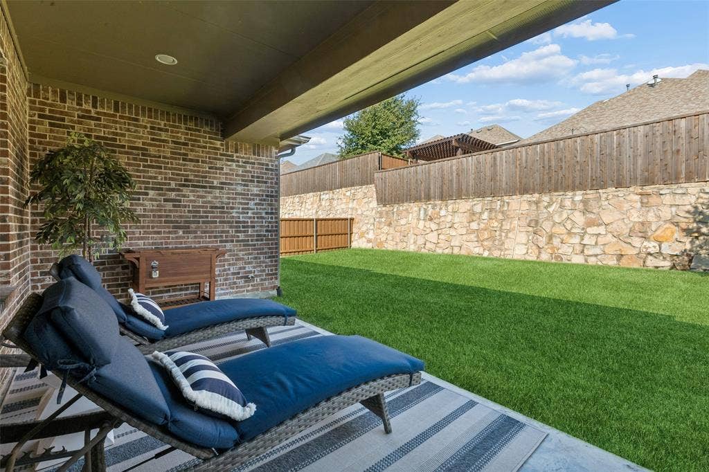 2500 Ever Birch Way, McKinney, TX 75071 2500 Ever Birch Way, McKinney, TX 75071