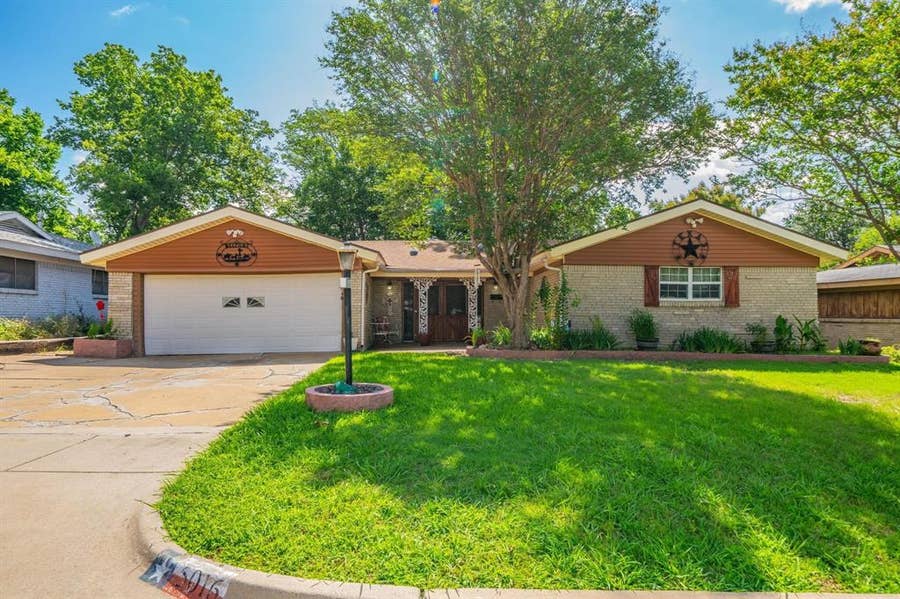 Property photo for 5016 Wyoming Trail, North Richland Hills, TX
