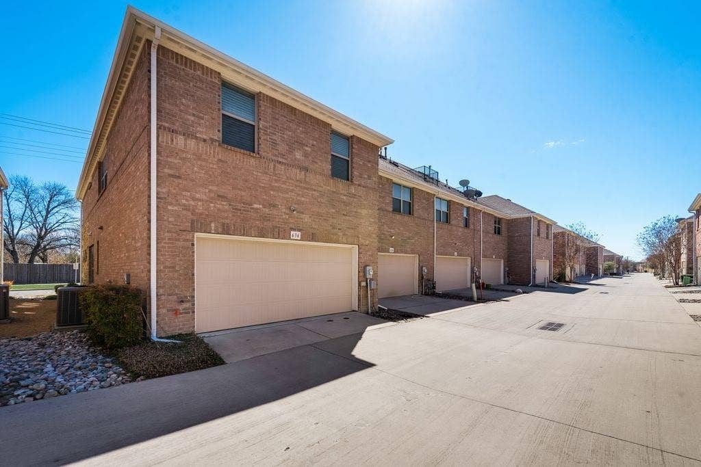 636 S Greenville Avenue, Richardson, TX 75081 636 S Greenville Avenue, Richardson, TX 75081