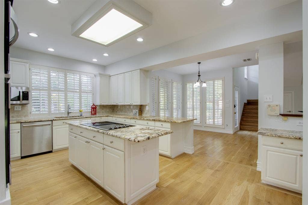 210 Chinaberry Way, Coppell, TX 75019 210 Chinaberry Way, Coppell, TX 75019