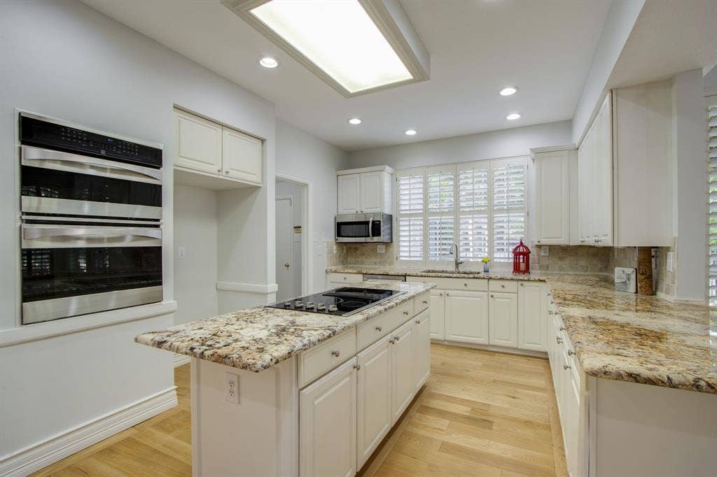210 Chinaberry Way, Coppell, TX 75019 210 Chinaberry Way, Coppell, TX 75019