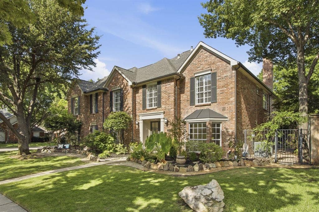 210 Chinaberry Way, Coppell, TX 75019 210 Chinaberry Way, Coppell, TX 75019