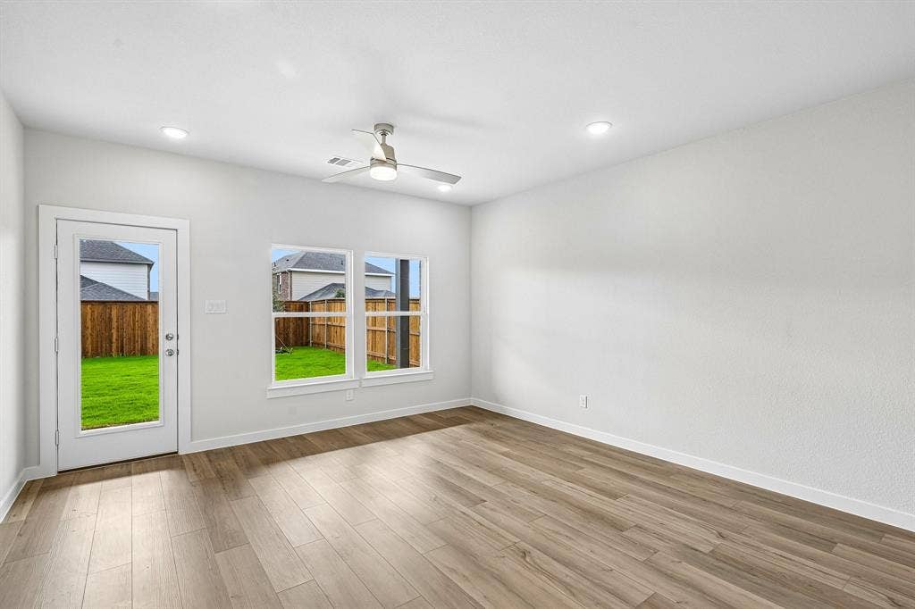 732 Ashley Gardens Drive, Forney, TX 75126