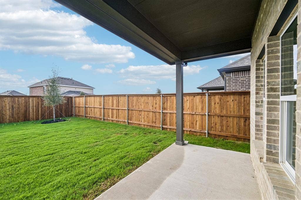 732 Ashley Gardens Drive, Forney, TX 75126