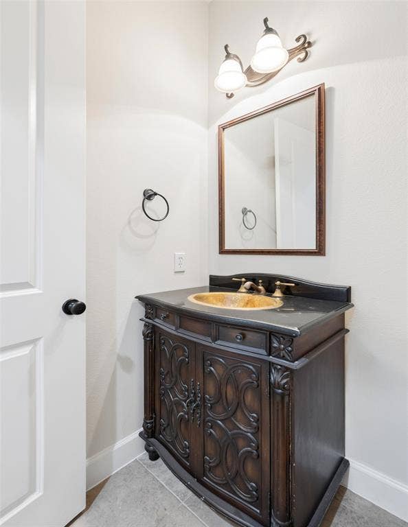 610 Via Ravello, #201, Irving, TX 75039