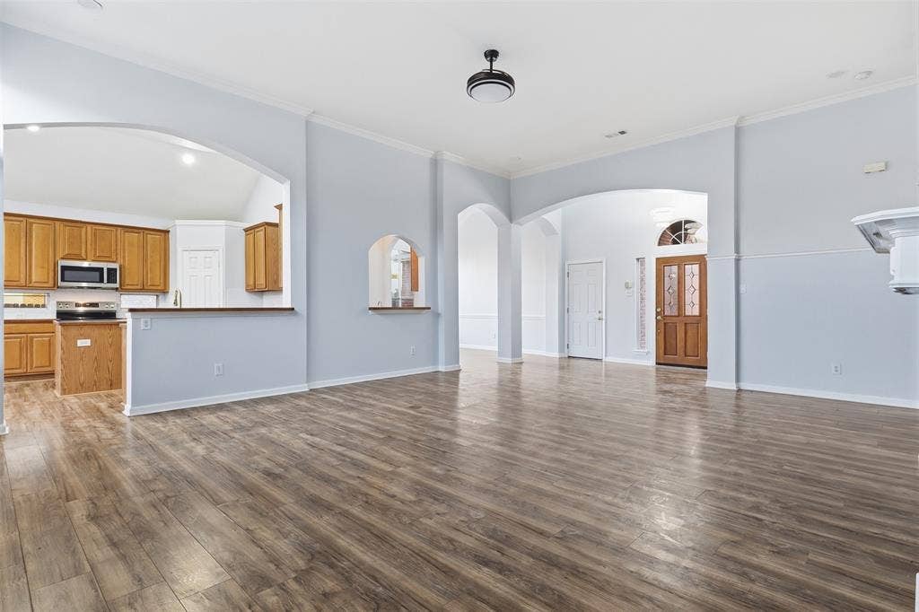 604 Jennifer Trail, Grand Prairie, TX 75052