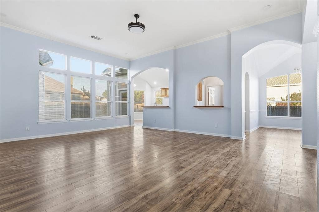 604 Jennifer Trail, Grand Prairie, TX 75052