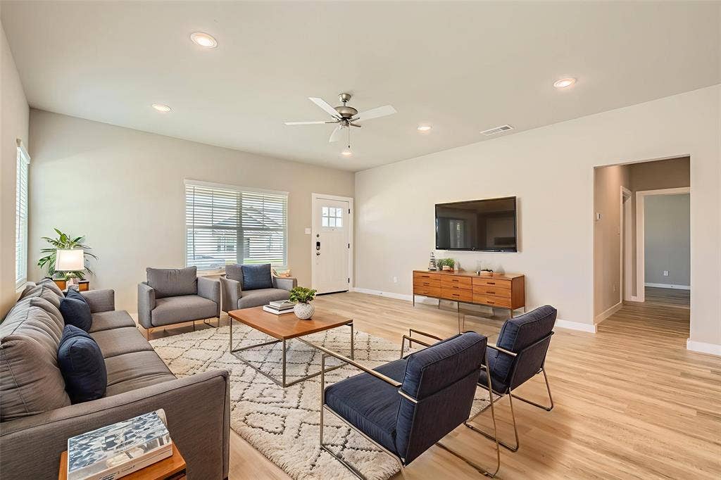 4315 Nugget Lane, Forney, TX 75126 4315 Nugget Lane, Forney, TX 75126
