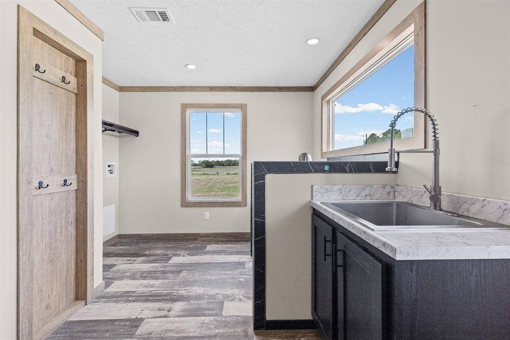 7467 Fm 513 S, Lone Oak, TX 75453