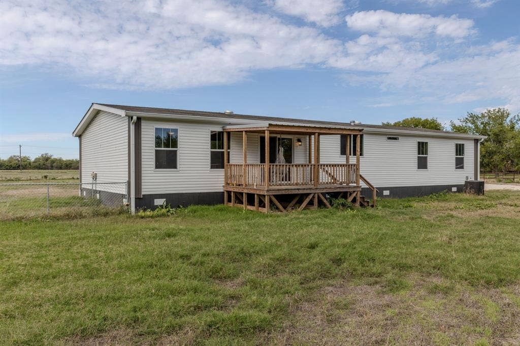 7467 Fm 513 S, Lone Oak, TX 75453