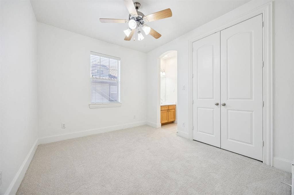 643 Senda, Irving, TX 75039 643 Senda, Irving, TX 75039