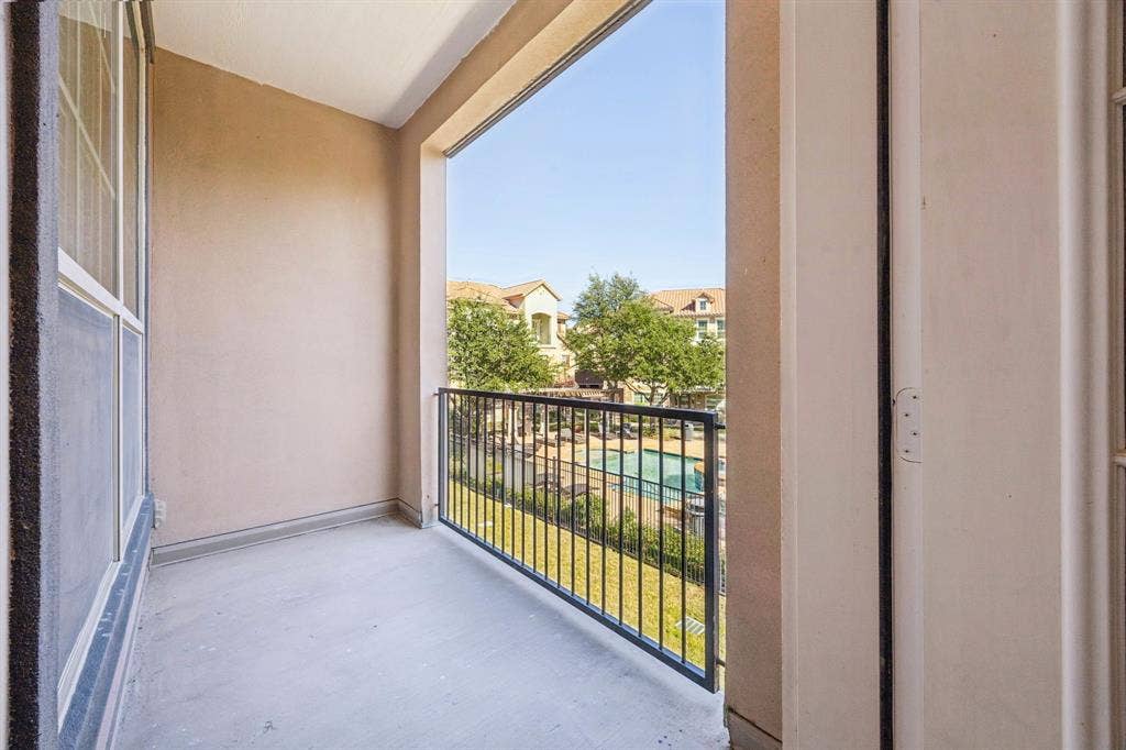 643 Senda, Irving, TX 75039 643 Senda, Irving, TX 75039
