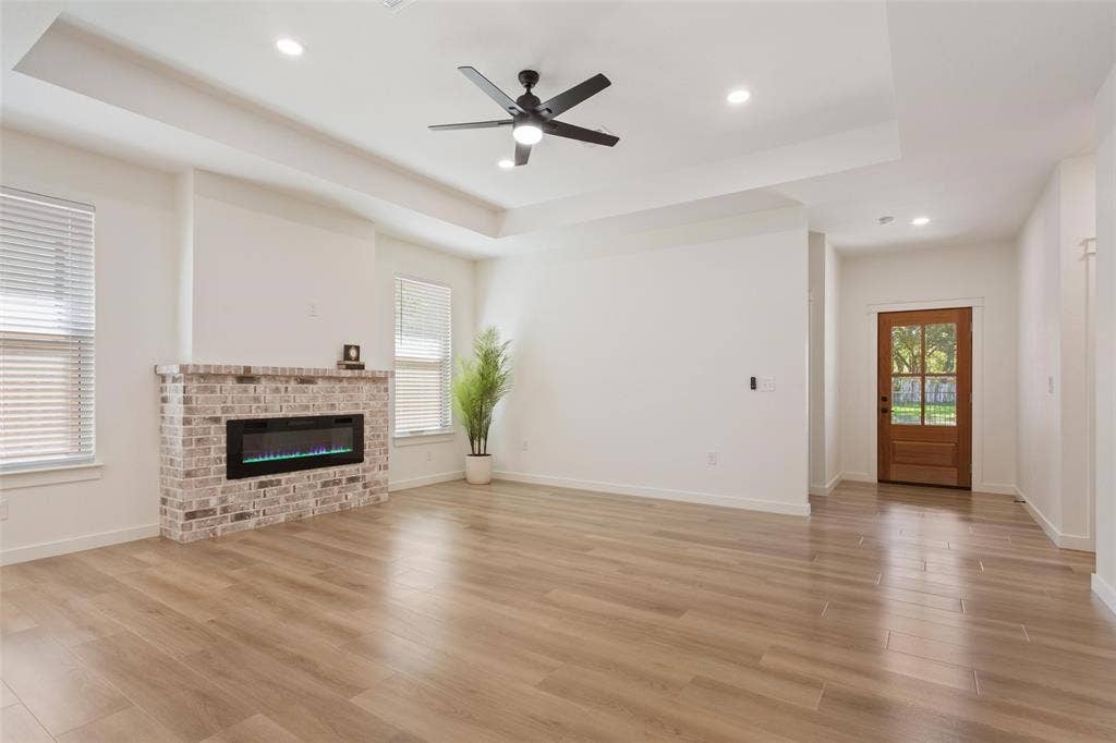 933 N 12th Street, Waco, TX 76707 933 N 12th Street, Waco, TX 76707