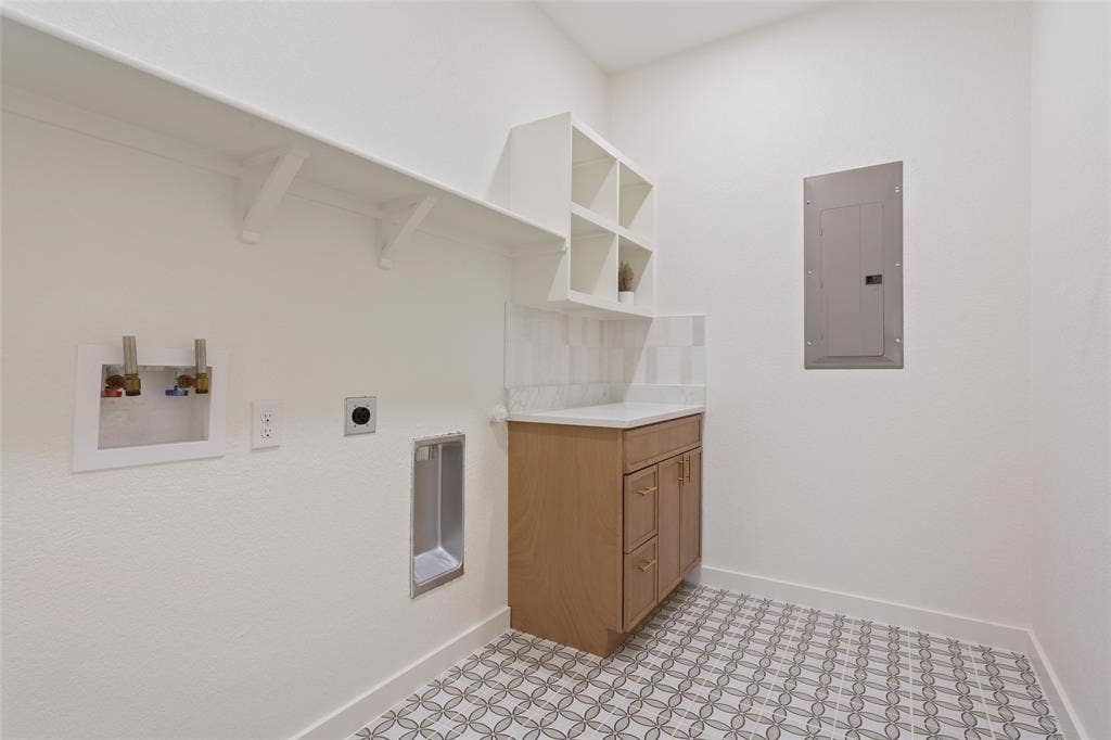 933 N 12th Street, Waco, TX 76707 933 N 12th Street, Waco, TX 76707