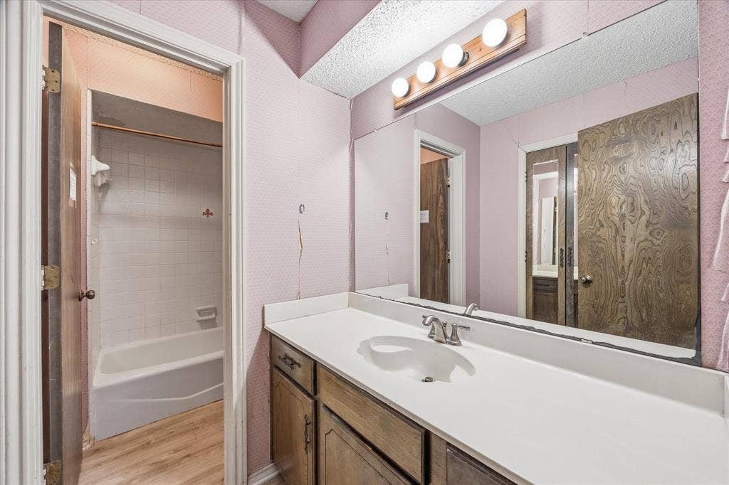 205 N Jobson Road, Sunnyvale, TX 75182 205 N Jobson Road, Sunnyvale, TX 75182