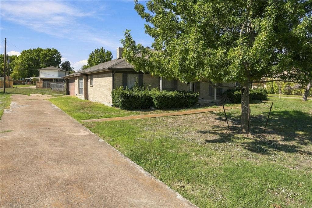 205 N Jobson Road, Sunnyvale, TX 75182 205 N Jobson Road, Sunnyvale, TX 75182