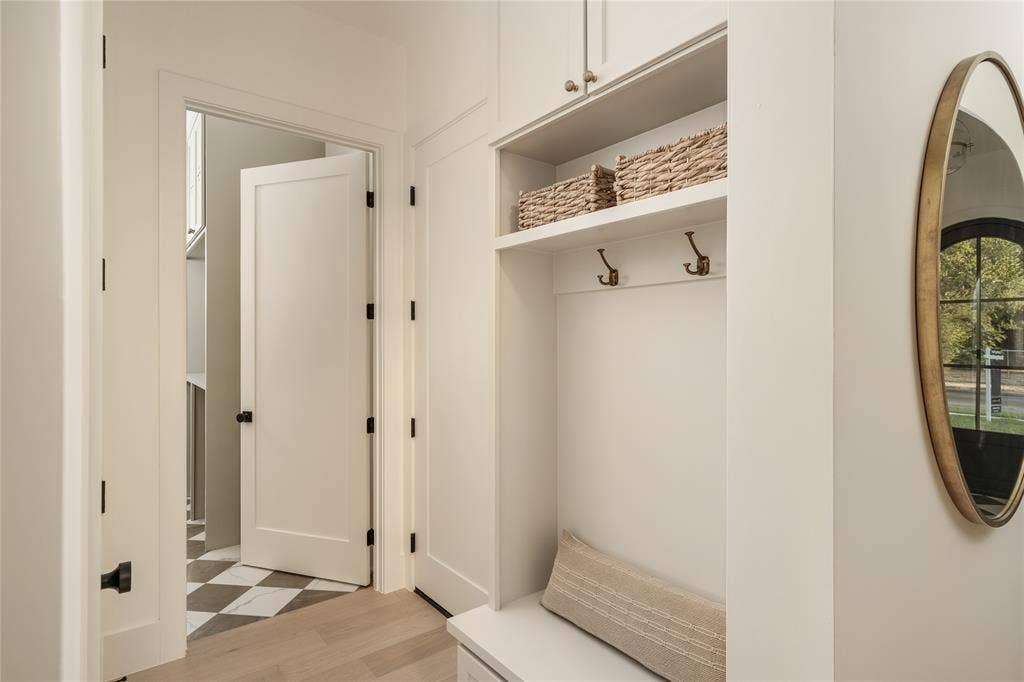 4722 Cowan Avenue, Dallas, TX 75209 4722 Cowan Avenue, Dallas, TX 75209