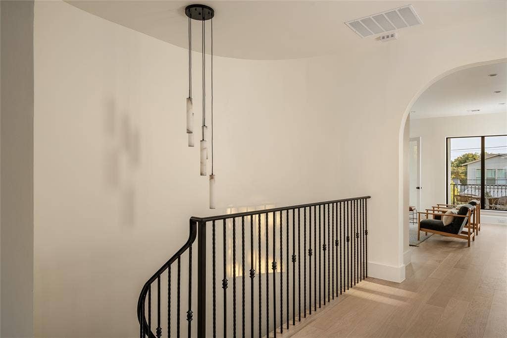 4722 Cowan Avenue, Dallas, TX 75209 4722 Cowan Avenue, Dallas, TX 75209
