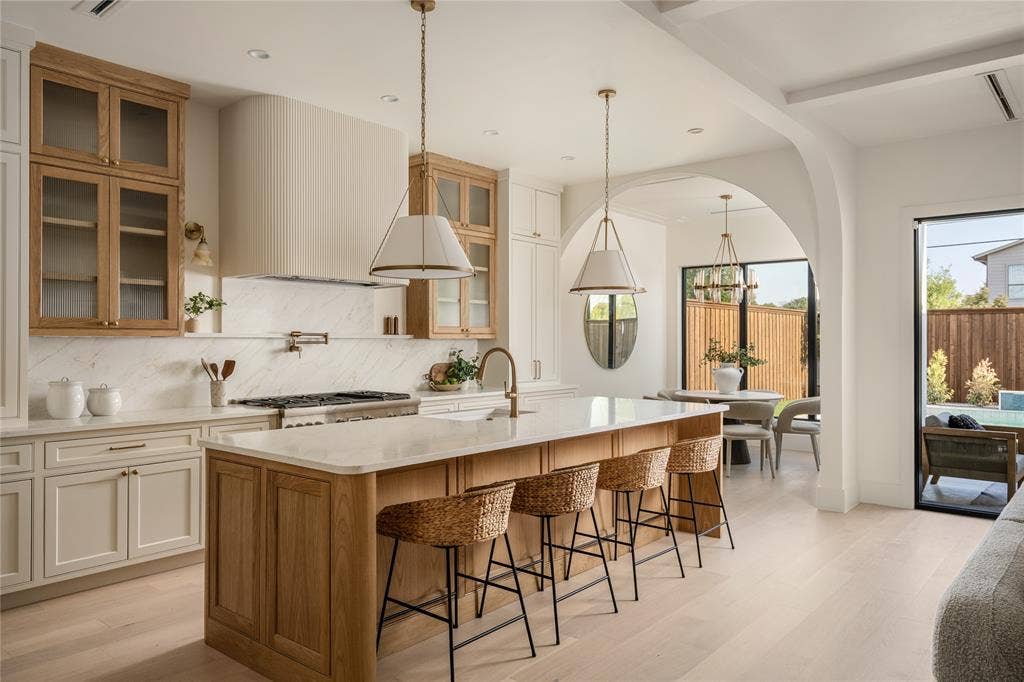 4722 Cowan Avenue, Dallas, TX 75209 4722 Cowan Avenue, Dallas, TX 75209
