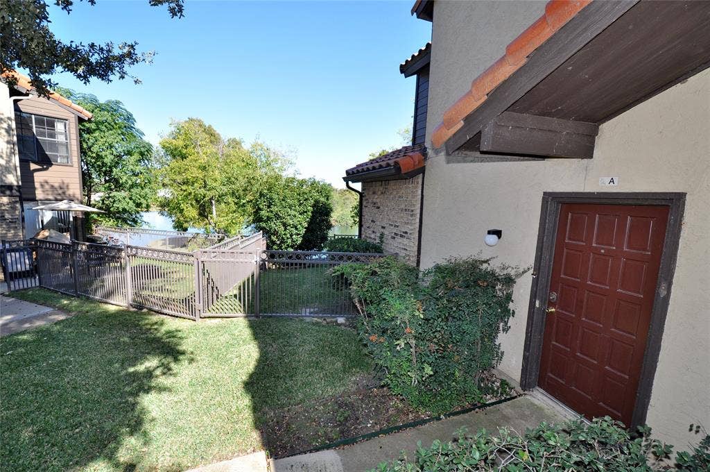 2610 Lakehill Lane, #6a, Carrollton, TX 75006 2610 Lakehill Lane, #6a, Carrollton, TX 75006