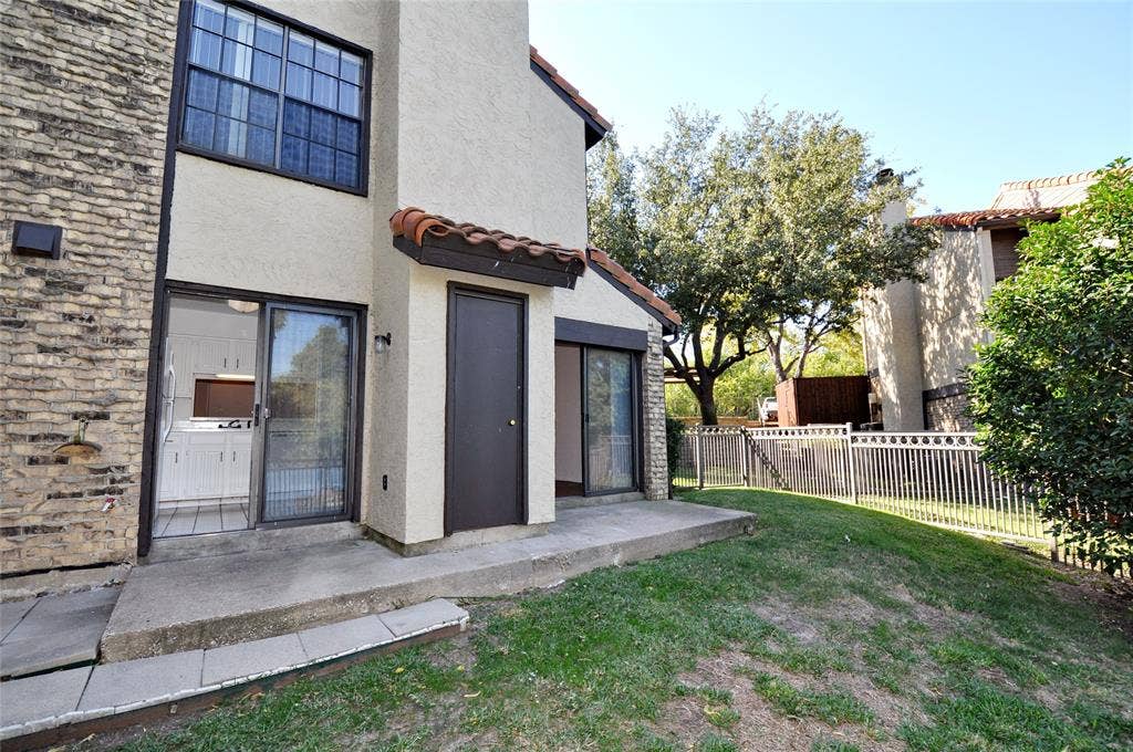 2610 Lakehill Lane, #6a, Carrollton, TX 75006 2610 Lakehill Lane, #6a, Carrollton, TX 75006