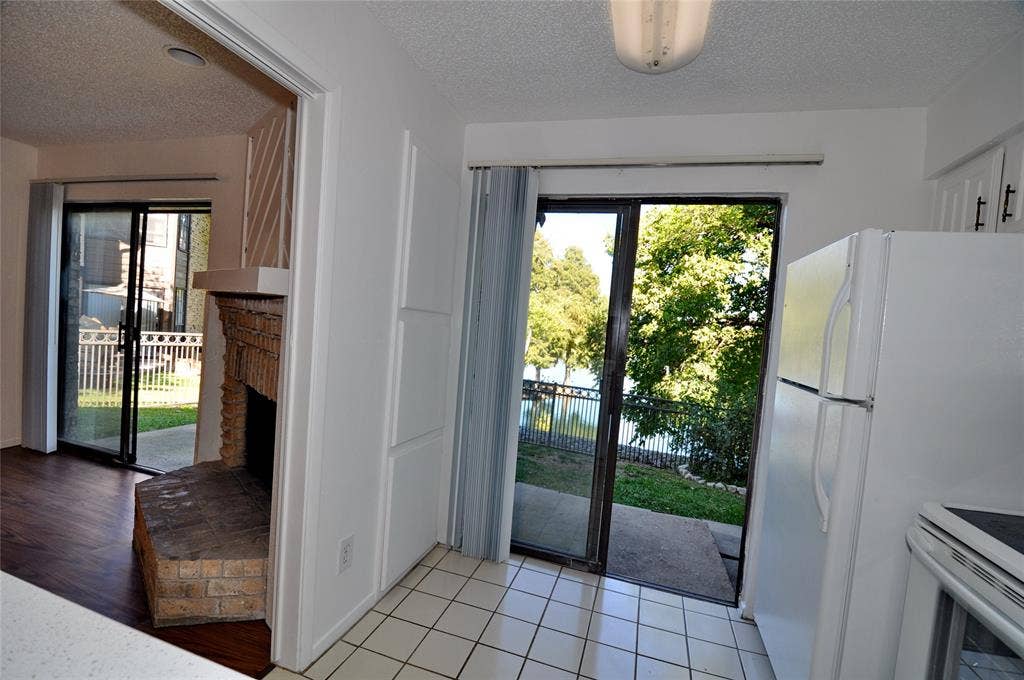 2610 Lakehill Lane, #6a, Carrollton, TX 75006 2610 Lakehill Lane, #6a, Carrollton, TX 75006