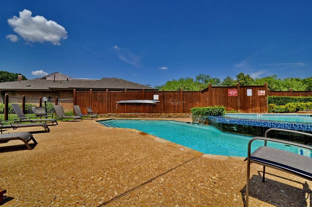 2610 Lakehill Lane, #6a, Carrollton, TX 75006 2610 Lakehill Lane, #6a, Carrollton, TX 75006