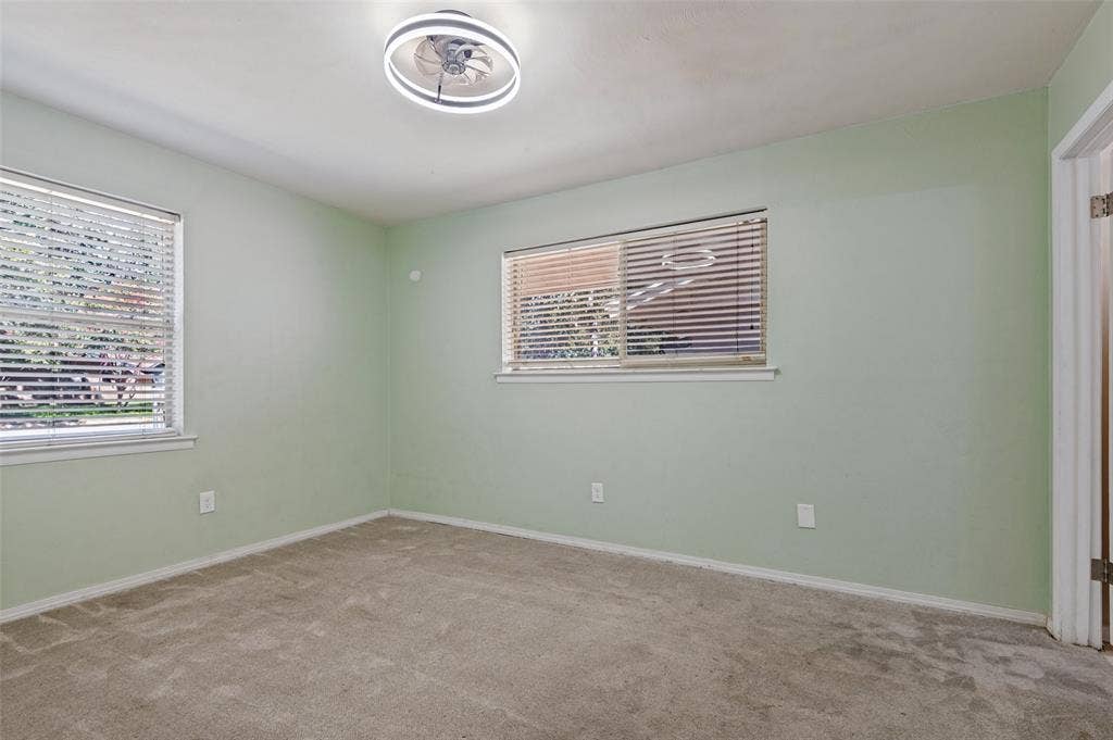 2218 Royal Oaks Drive, Irving, TX 75060 2218 Royal Oaks Drive, Irving, TX 75060