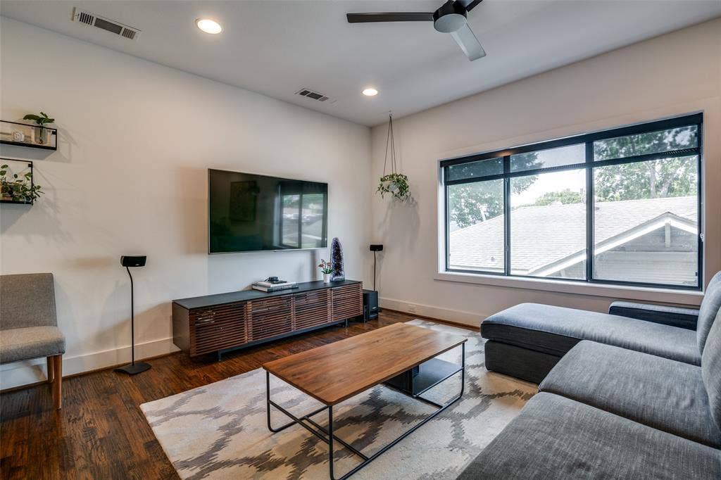 5602 Lindell Avenue, #B, Dallas, TX 75206 5602 Lindell Avenue, #B, Dallas, TX 75206