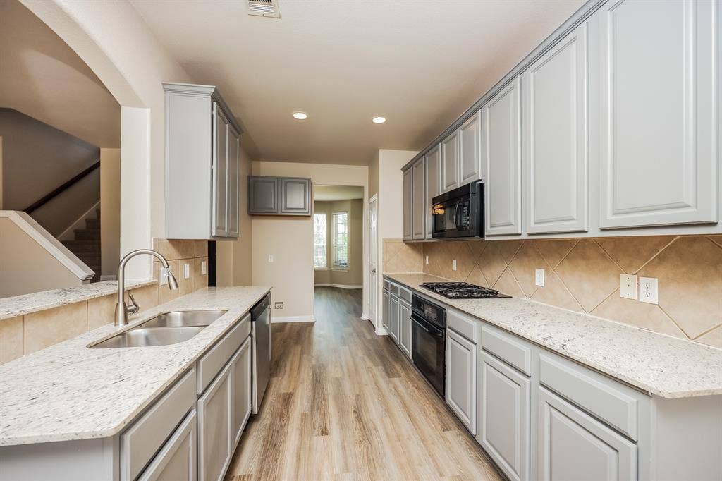 5012 Alpine Meadows Drive, McKinney, TX 75071 5012 Alpine Meadows Drive, McKinney, TX 75071