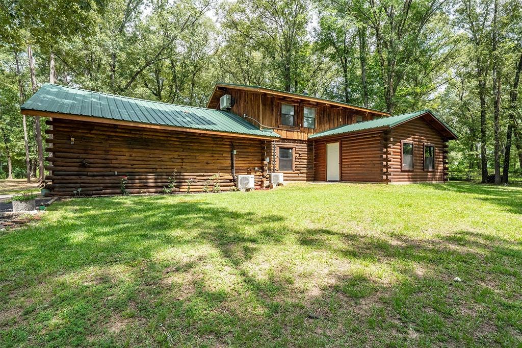 19905 County Road 4130, Lindale, TX 75771 19905 County Road 4130, Lindale, TX 75771