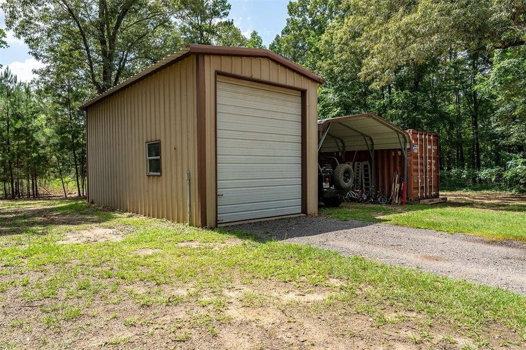 19905 County Road 4130, Lindale, TX 75771 19905 County Road 4130, Lindale, TX 75771