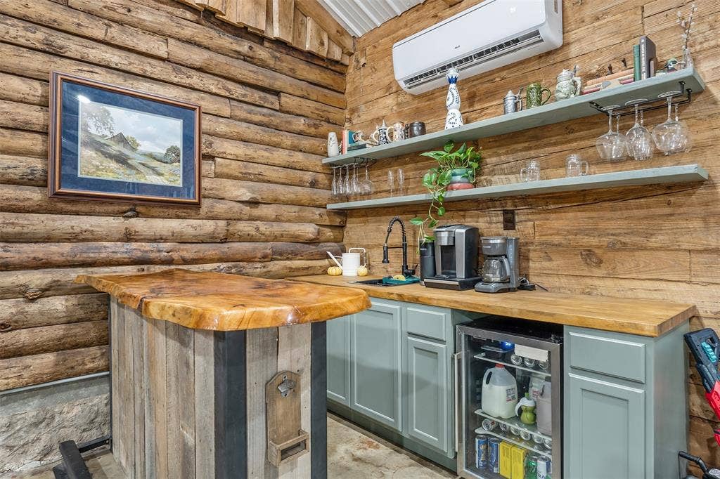 19905 County Road 4130, Lindale, TX 75771 19905 County Road 4130, Lindale, TX 75771